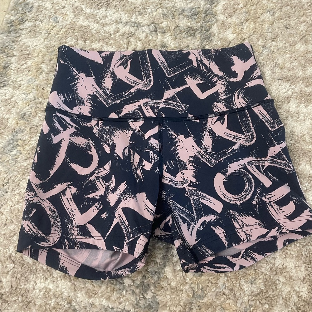 Wunder Under High Rise Shorts